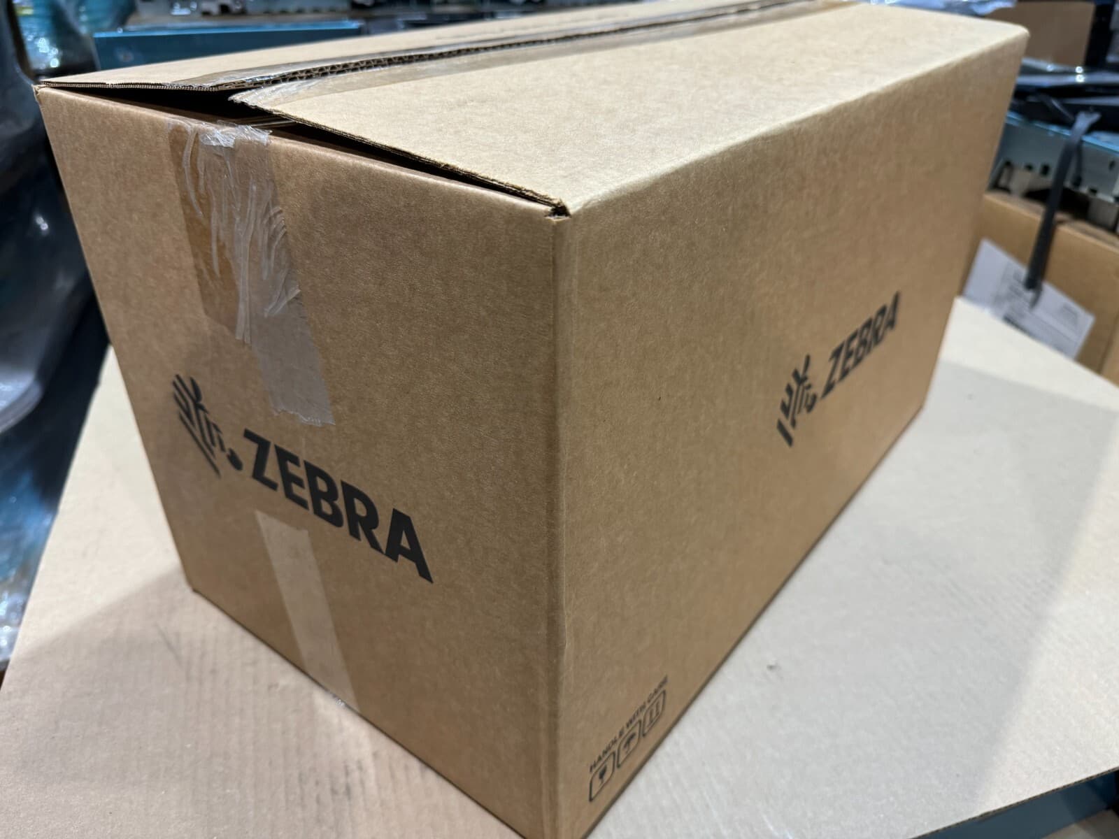 Zebra MP7001-LNS0M10US Scanner Scale Checkout Scale, NEW w/ protective film WOW! 6