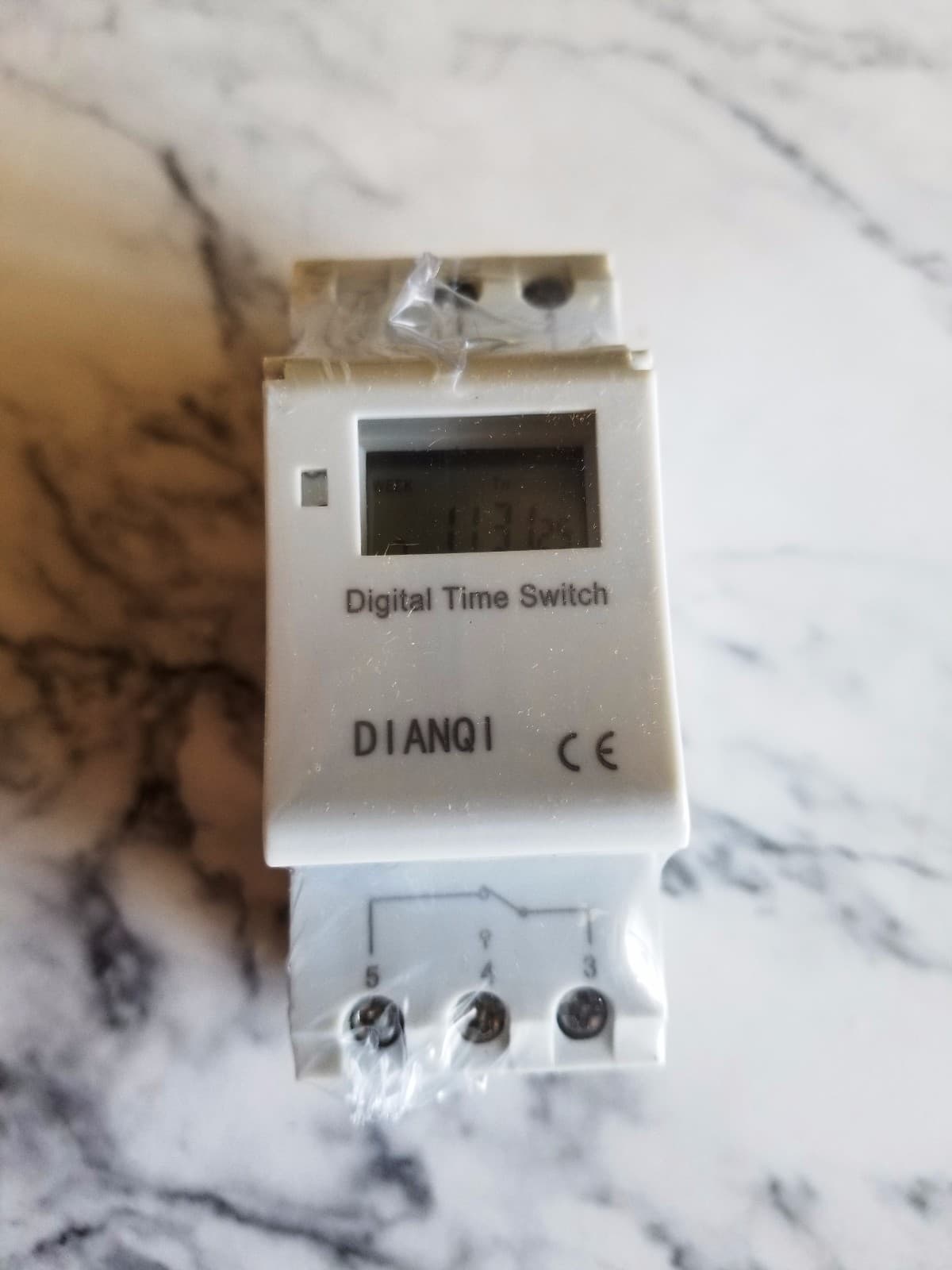 DC12V 16A Digital LCD DIN Programmable Weekly Rail Timer Time Relay Switch  4