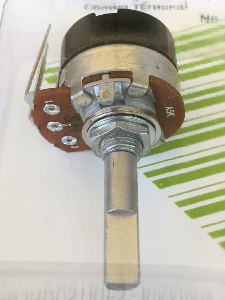 NEW Volume Control Audio Taper 500K Ohm 24mm Potentiometer With On-Off Switch 2