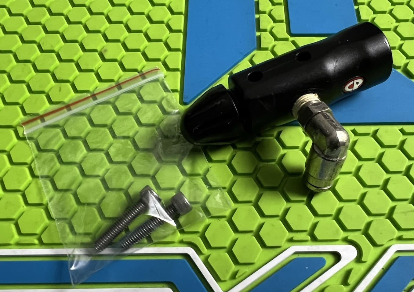 CUSTOM PRODUCTS DIRECT MOUNT ON/OFF ASA +SCREWS /ELBOW- DUST BLACK-CP PAINTBALL 2