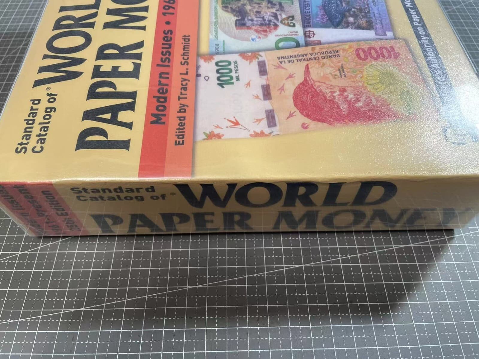 Standard Catalog of World Paper Money Modern Issues 1961-Present 25th 3