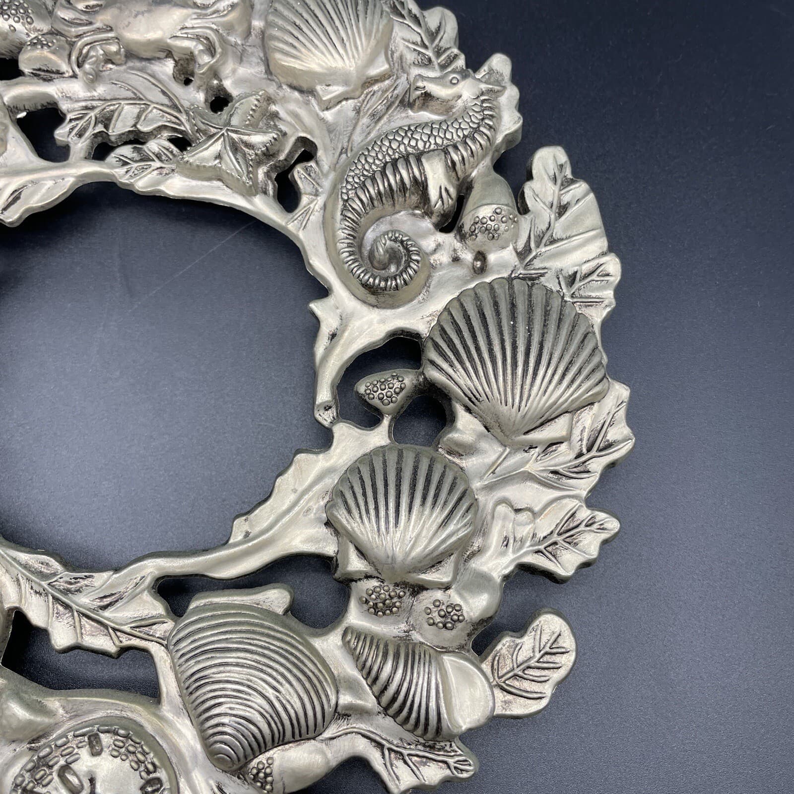 Vtg International Silver Co Seashell Ocean Marine life Wreath Trivet Beach Decor 3