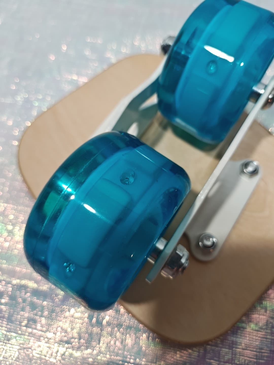 Ascot Drifting Drift Roller Skates Blue Light Up Wheels Pair New Never Used 4