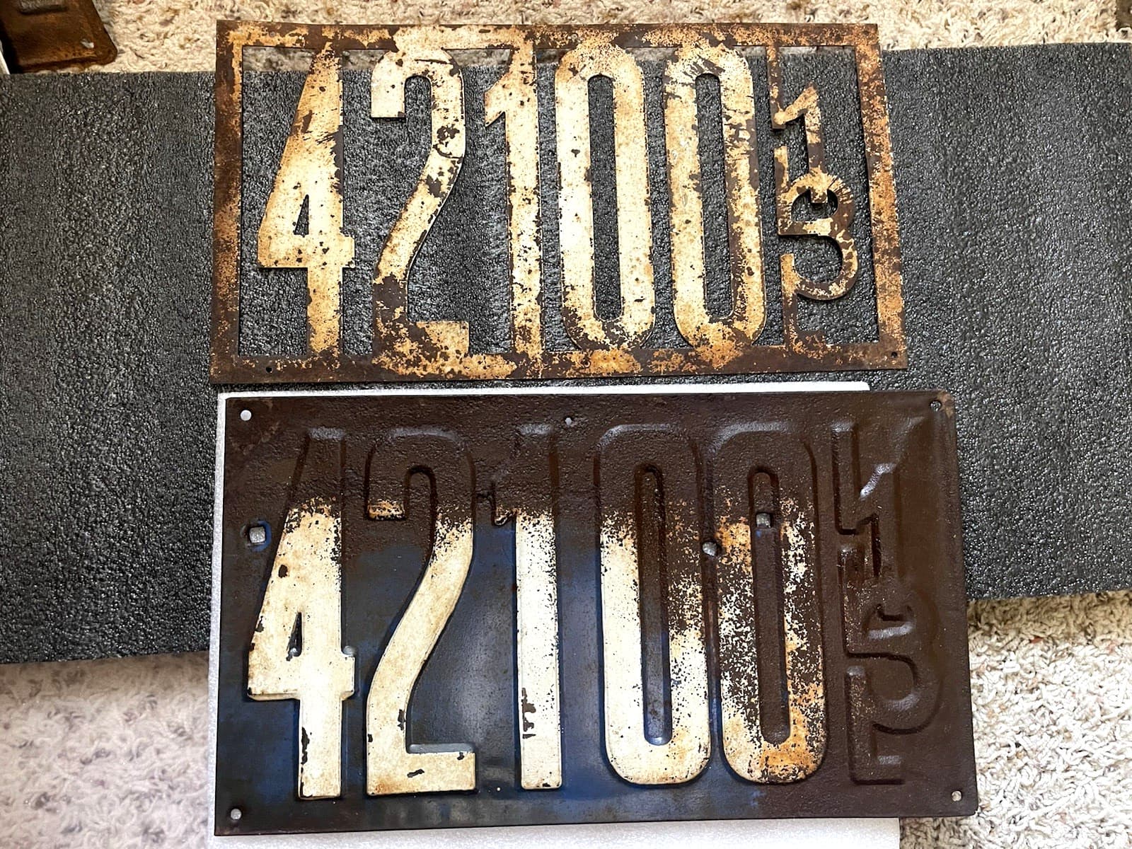Vintage Illinois 1913 Auto License Plate Set 42100  AN ORIGINAL SET