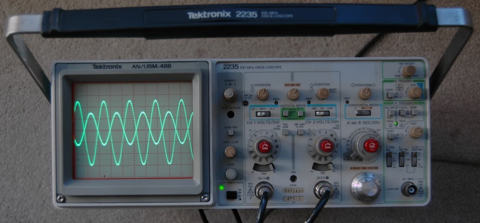 Tektronix 2235 AN/USM488 100MHz Oscilloscope, Two Probes, Power Cord Refurbished