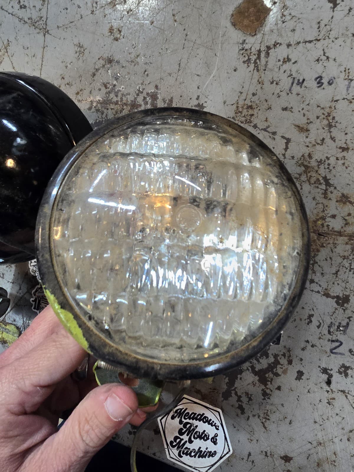 Vintage Pair Of Napa 435-4 Inch Round Tractor  Fender Bumper Auxiliary Lights  4