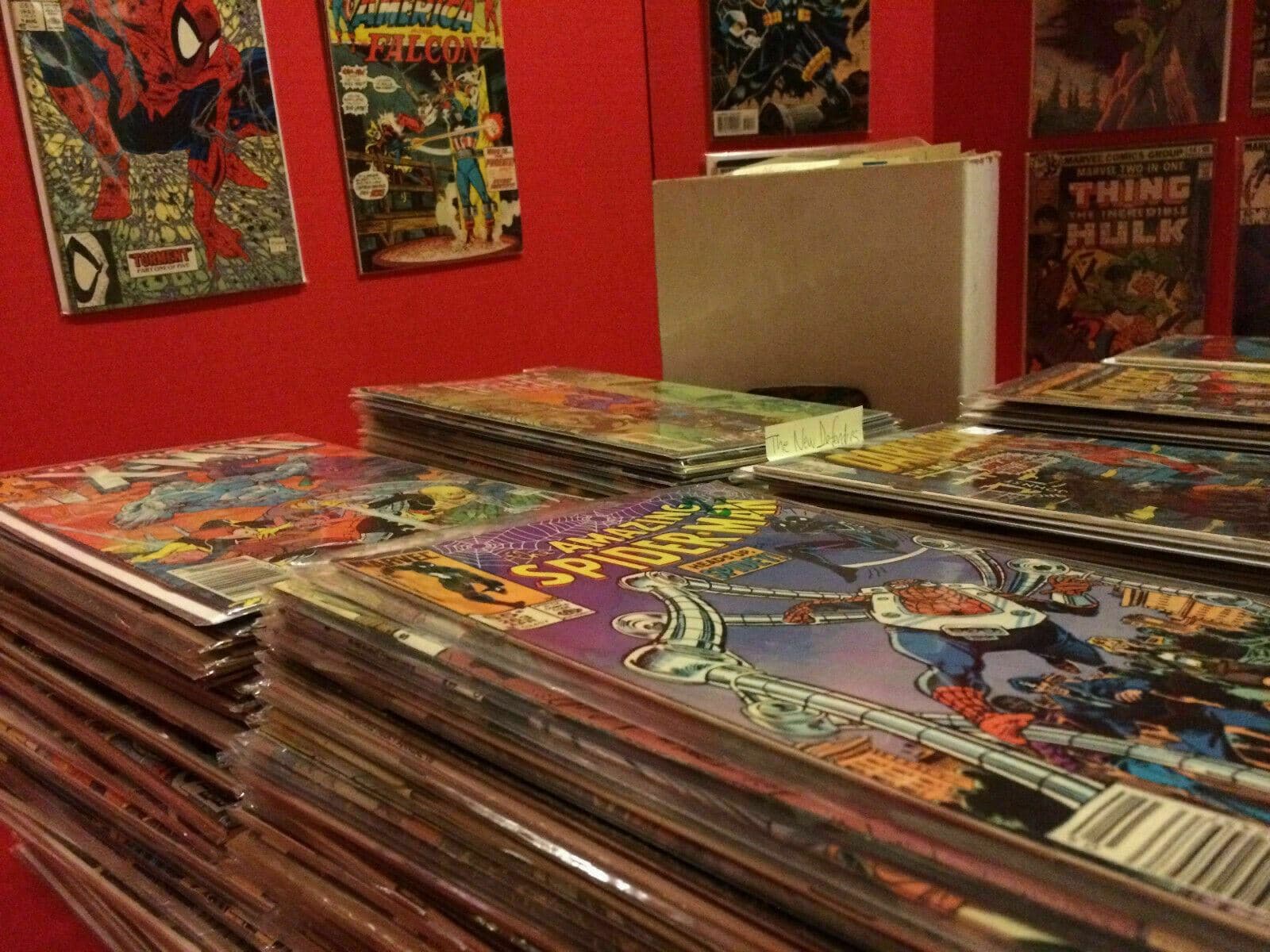 HUGE 25 COMICS BOOK LOT-MARVEL, DC, INDIES- FREE Shipping! VF+ to NM+ ALL 5