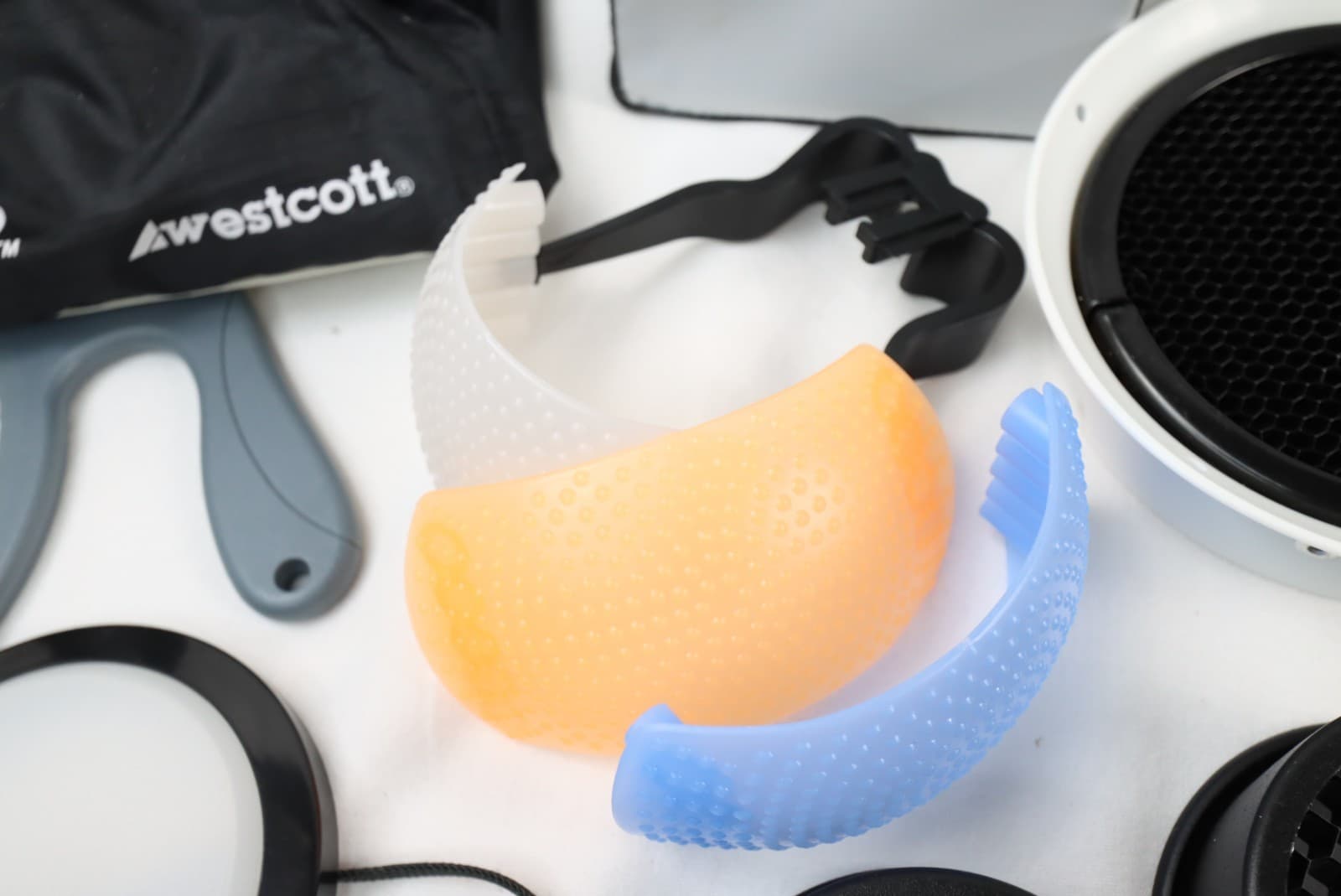 Interfit Strobies Lot, Flex Mount, Snoot, Micro Apollo, S Type Speedlite 6