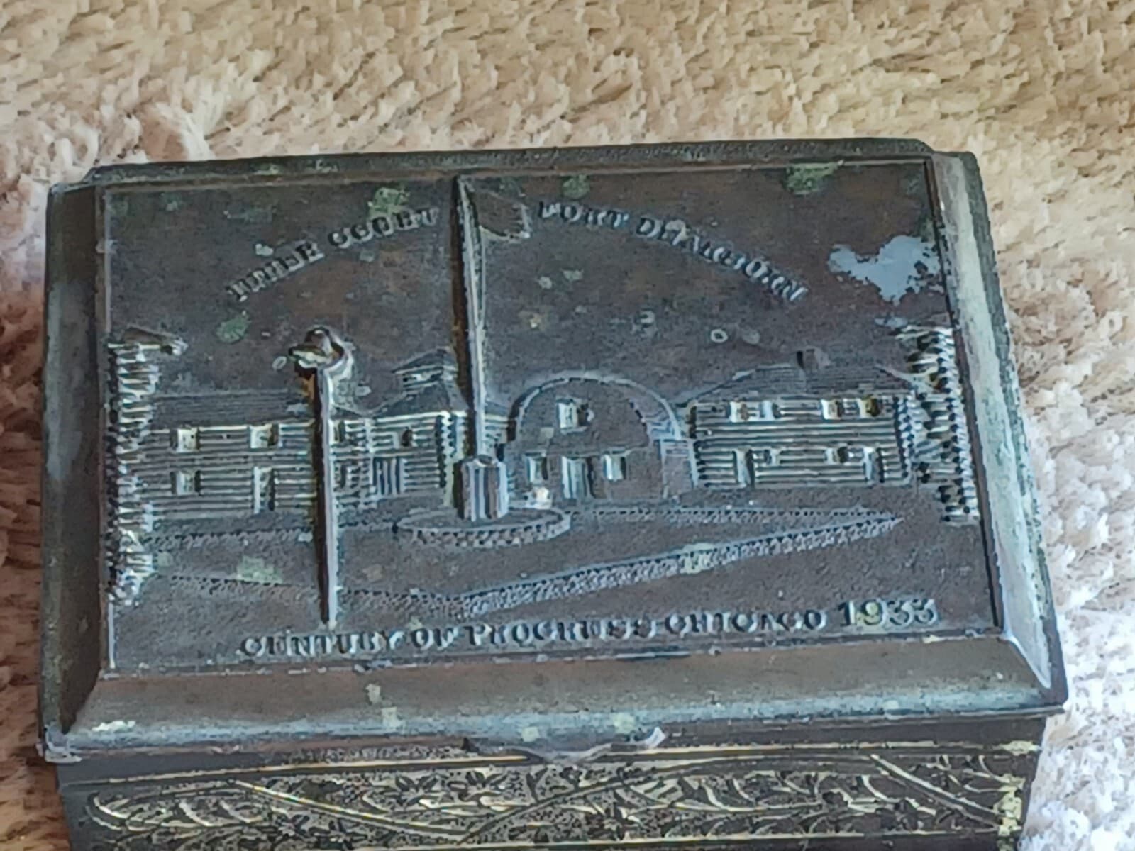 N Shure Trinket Box Chicago 1933 Inner Court Fort Dearborn Century Hinged Japan 2