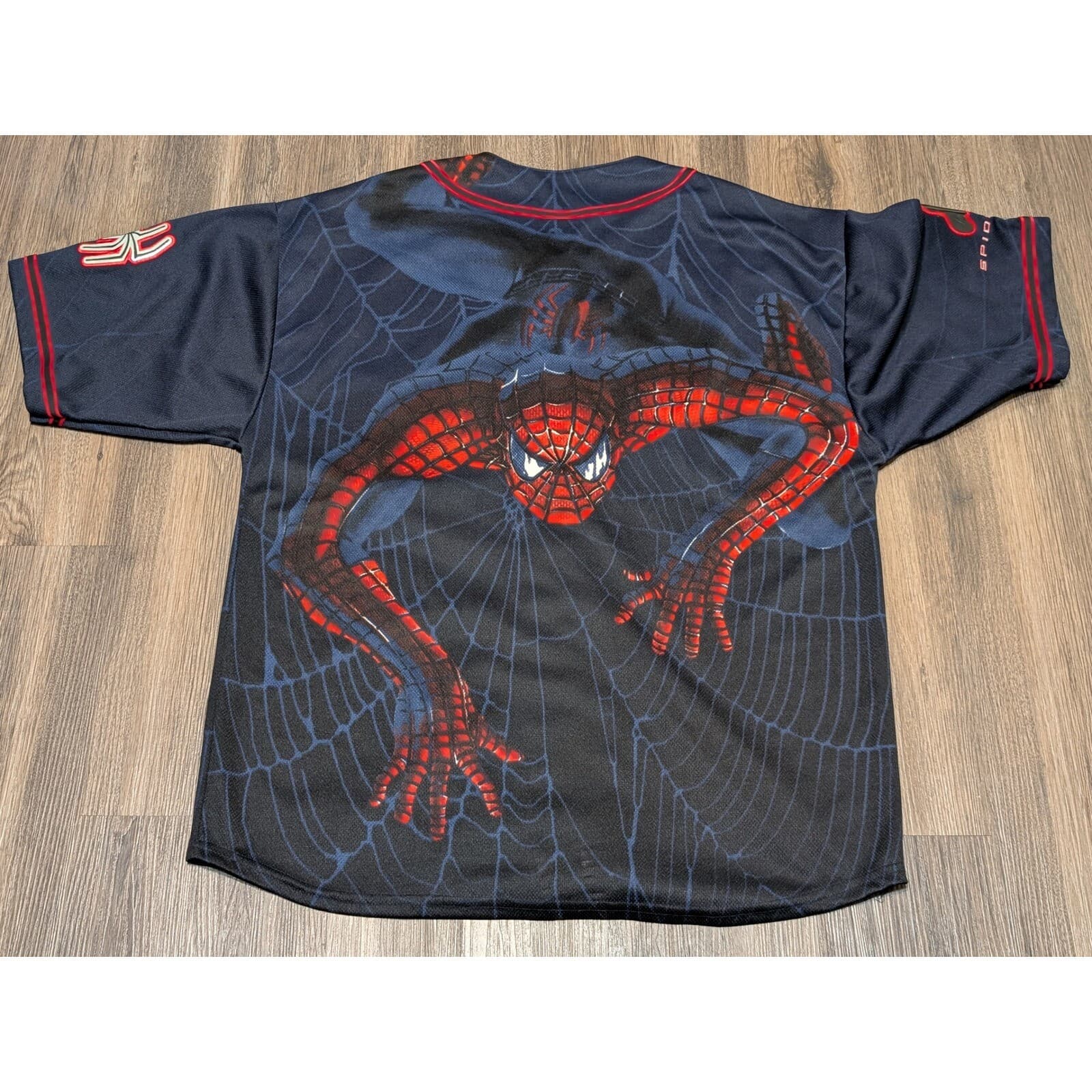 2002 MARVEL Spiderman Adult 2XL Button Down Jersey Short Sleeve Shirt (READ) 2