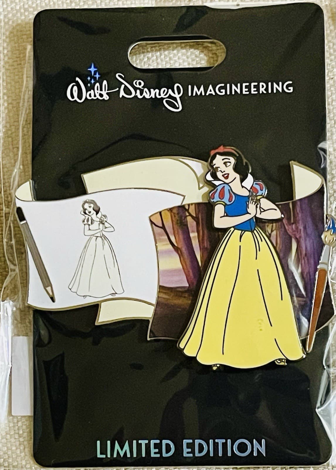 WDI Off the Page Snow White Disney Pin MOG LE MOC