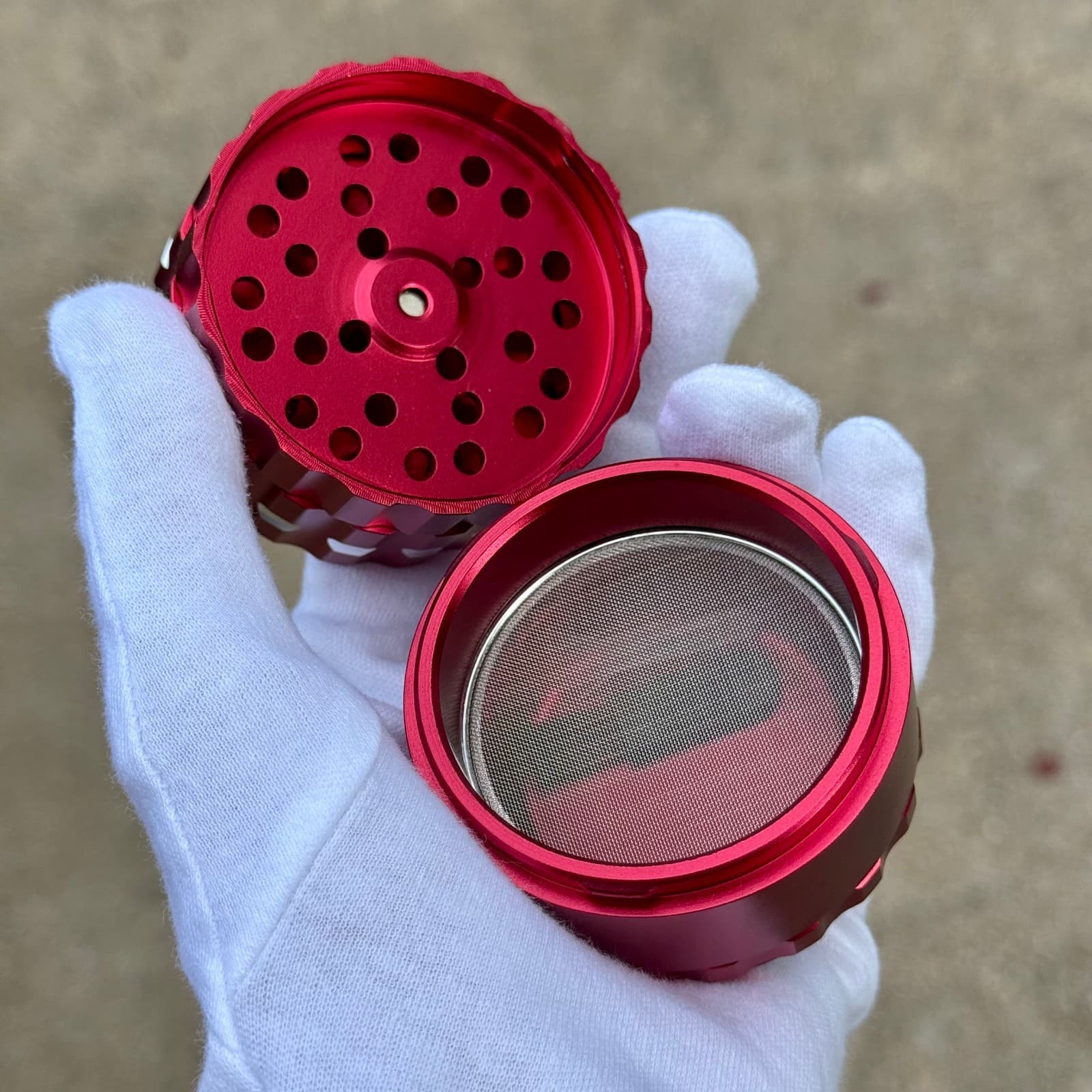 Ashtray Magnetic Lid Herb Grinder Spice Crusher (Red) 4