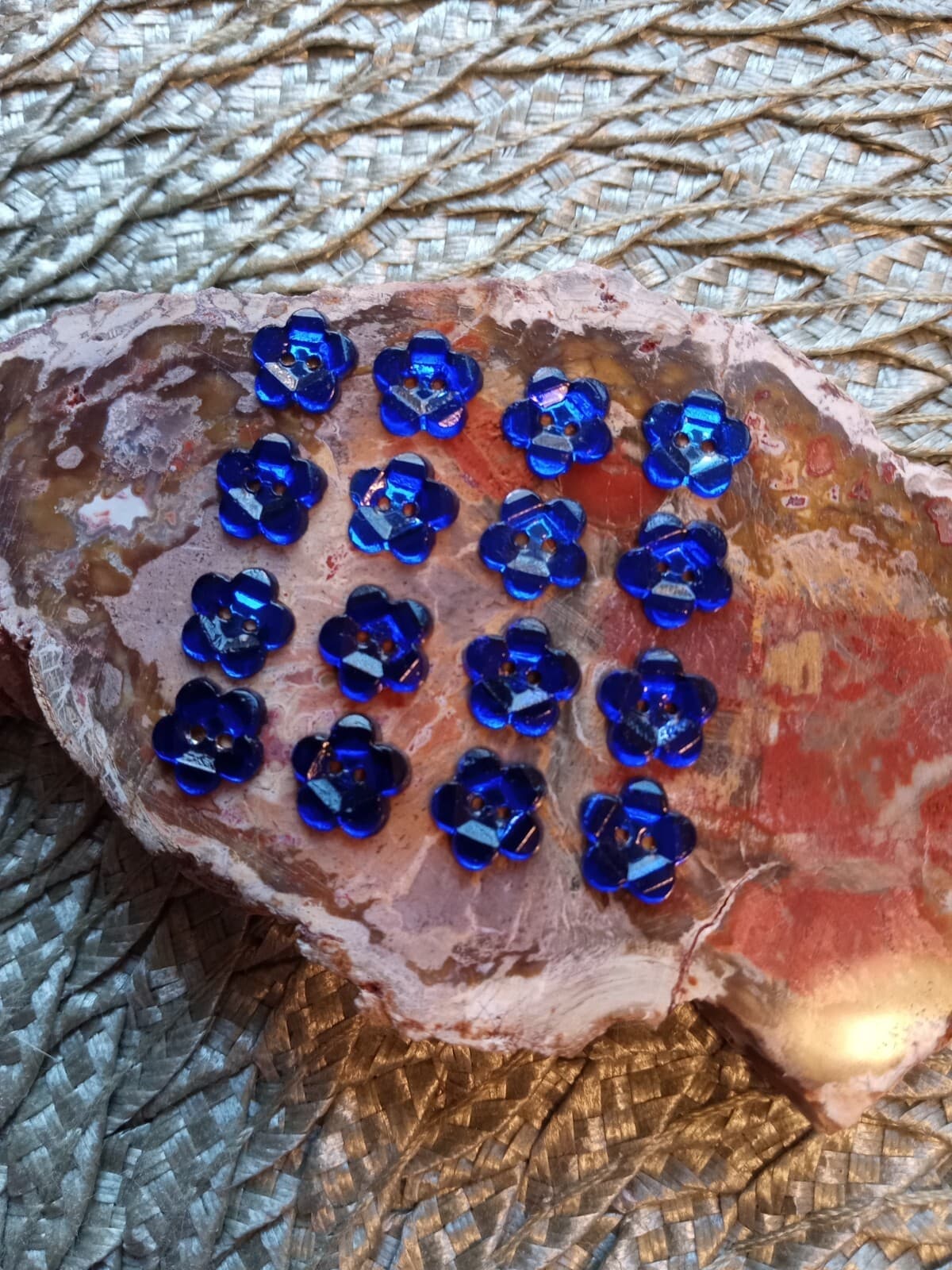 16 GORGEOUS Vintage 1930s Czech Vauxhall Cobalt Blue Mirror Glass Flower Buttons 5