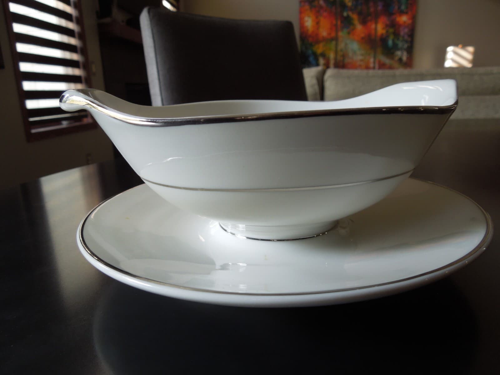 Gravy Boat with Attached Underplate Moderne (Platinum Trim) by ROYAL JACKSON 6