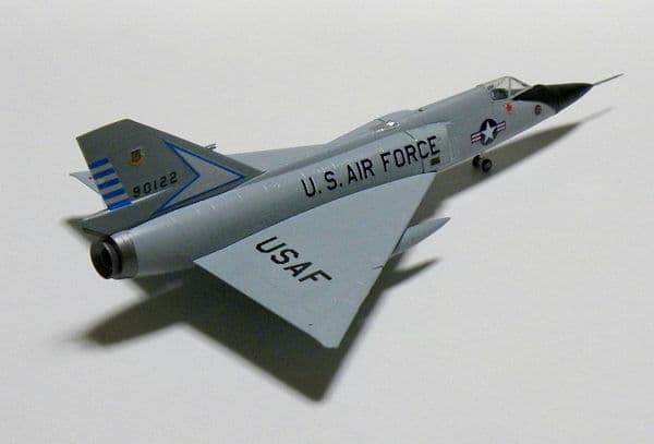 F-TOYS CENTURY 1:144 Fighter Plane Model F-106 DELTA DART LANGLEY AFB FT_100_1A 2