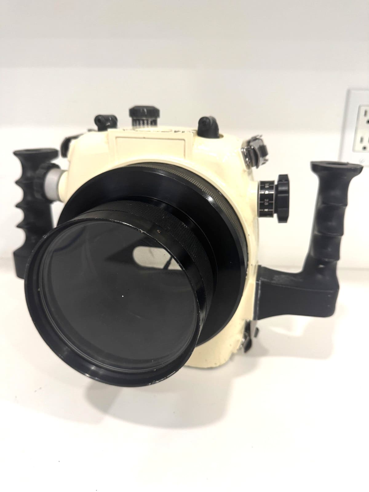 Aquatica 3N Underwater Housing for Nikon F3 Camera Scuba Photography RARE!