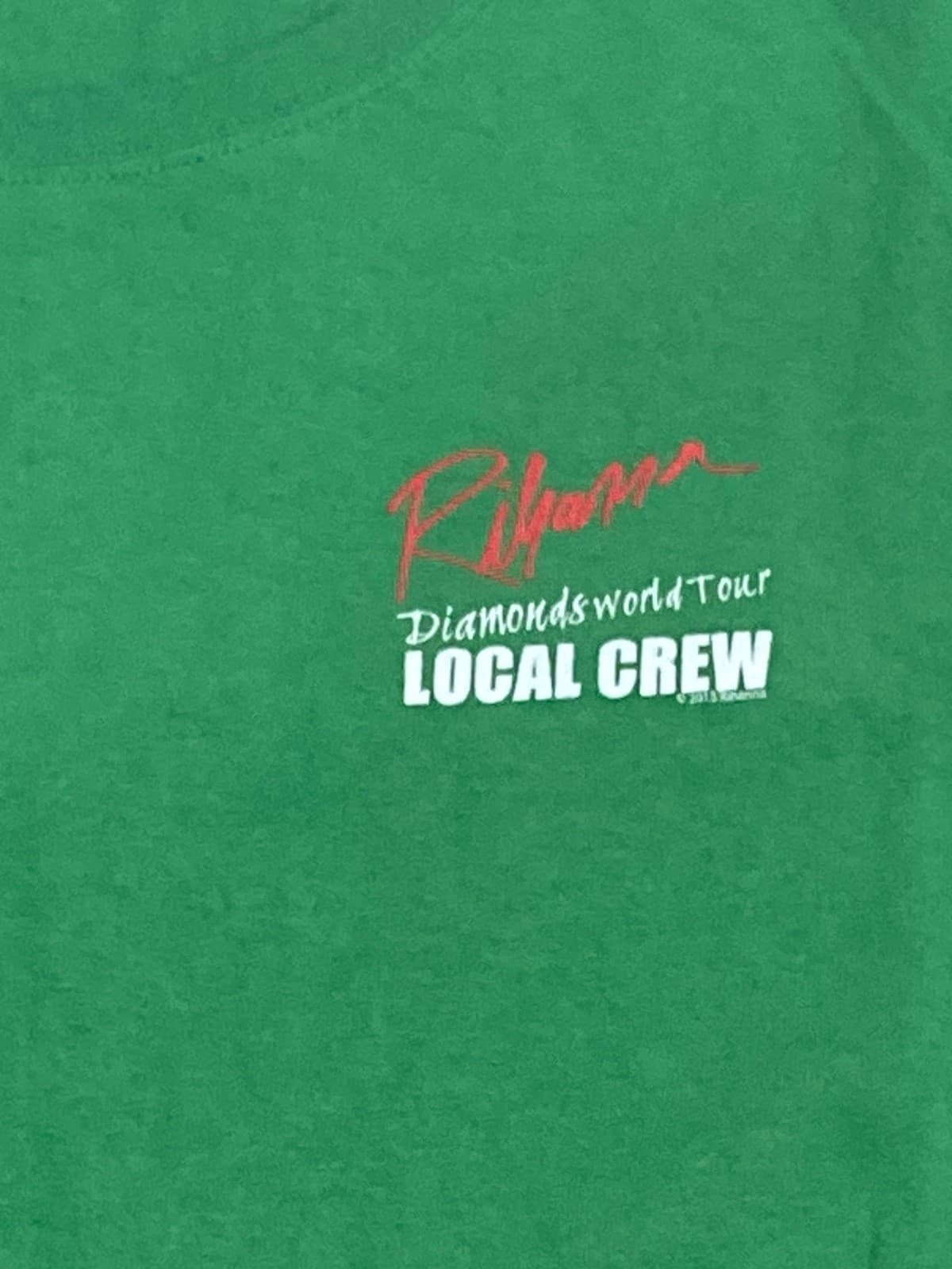 Rihanna TE Diamonds World Tour 2013  local crew Shirt Concert local crew t shirt 3