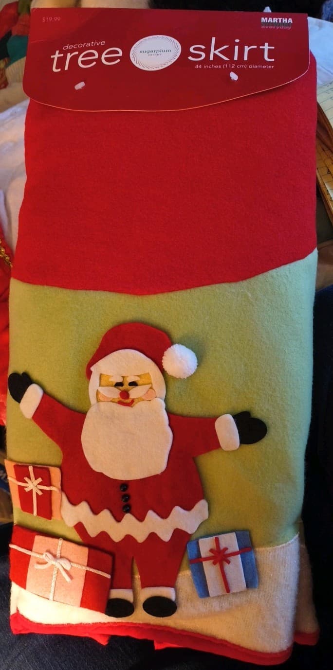 Vintage Christmas Tree Skirt NOS Martha Stewart Santa & Gifts Felt Applique 44" 