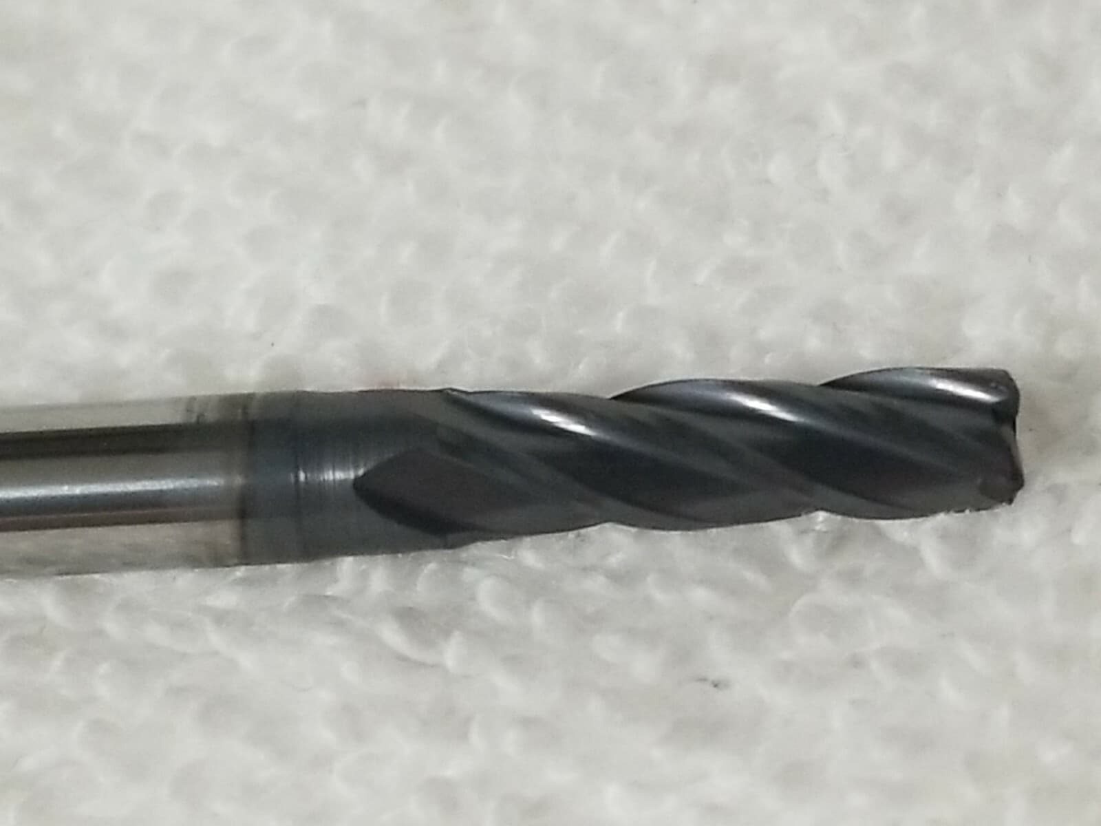 Iscar ECO35A12-4C04R0.4 Corner Radius End Mill 3.5mm Diam 4 Flute Carbide  2