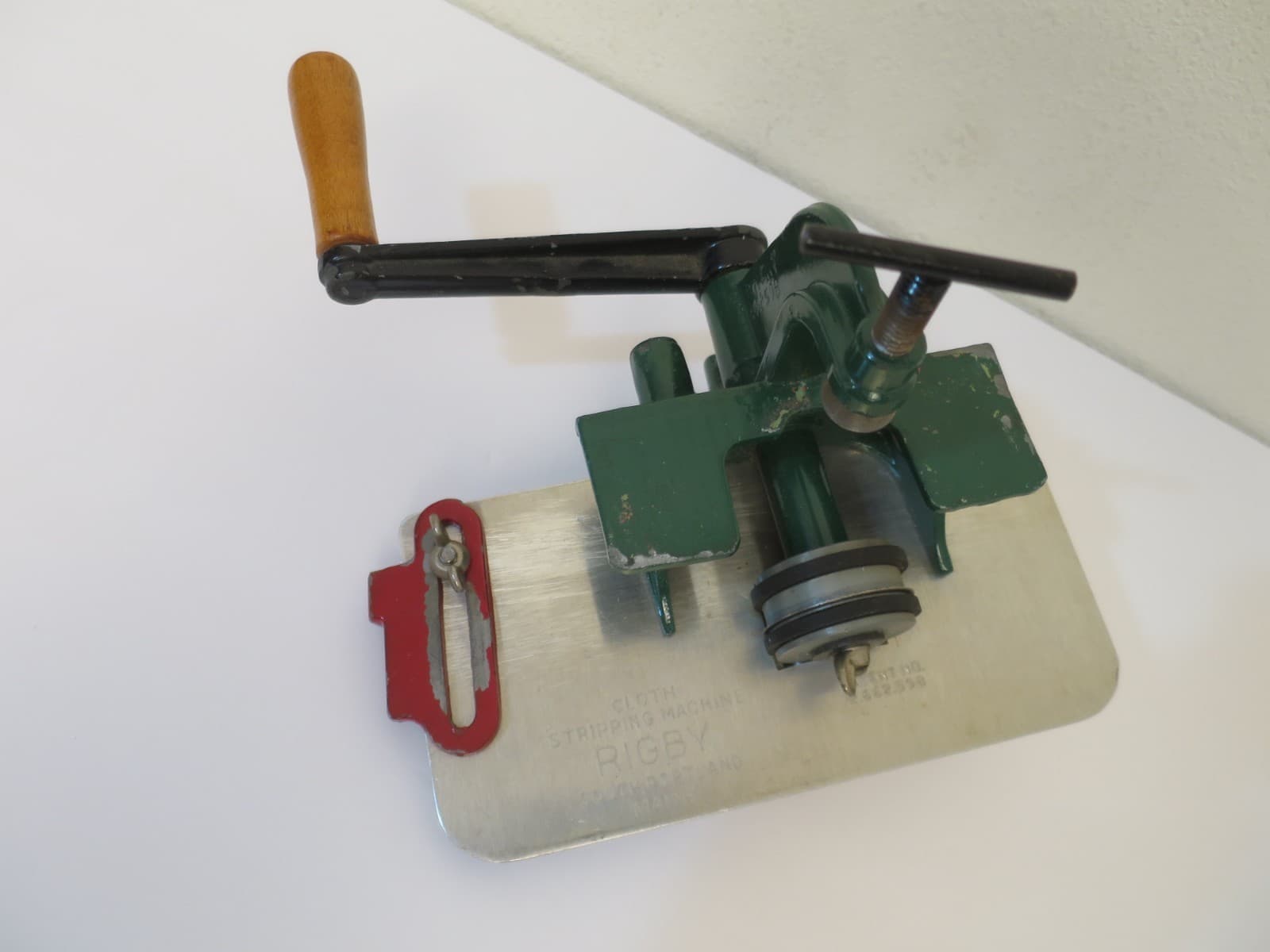 Vintage RIGBY Cloth Stripping Machine Cloth Cutting Hook Rug Making Tool 2