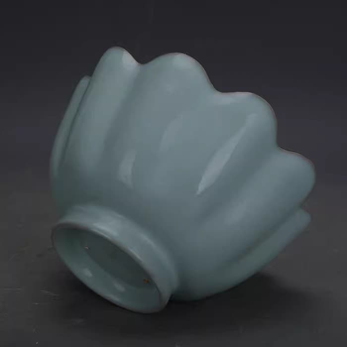 Chinese Old Porcelain Song Dynasty Ru Kiln Sky Blue Glaze Support Nail Lotus Bow 3