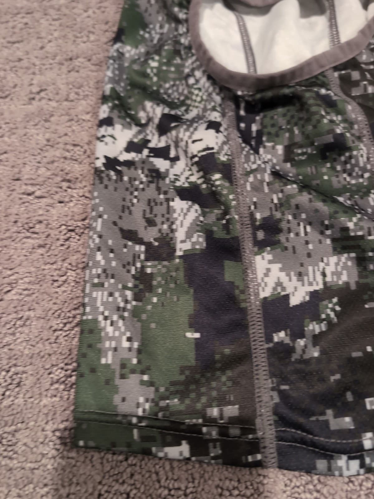 Sitka Traverse Balaclava Elevated Forest Excellent Rare!! 2