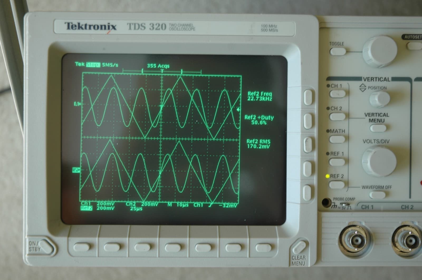 Tektronix TDS 320 100Mhz Digital Oscilloscope Calibrated only power up 214 times 5