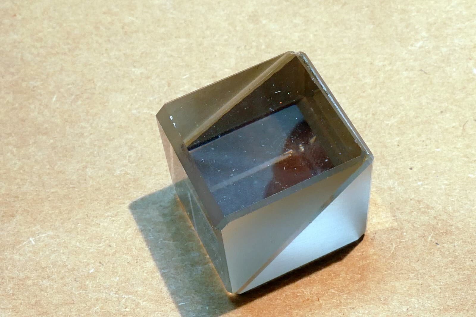 25.6mm Wire Grid Polarizing Cube 1" 400-700nm 3