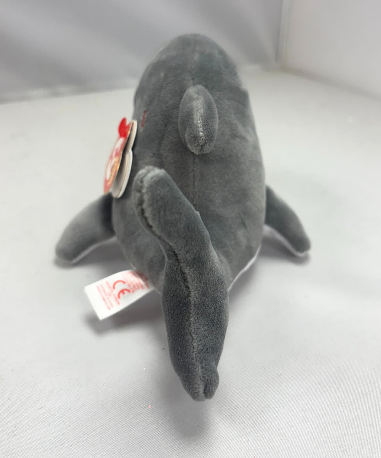 Ty Beanie Boos - Finnegan the Gray Shark, Glitter Eyes, MWMT Stuffed Animal Toy 3
