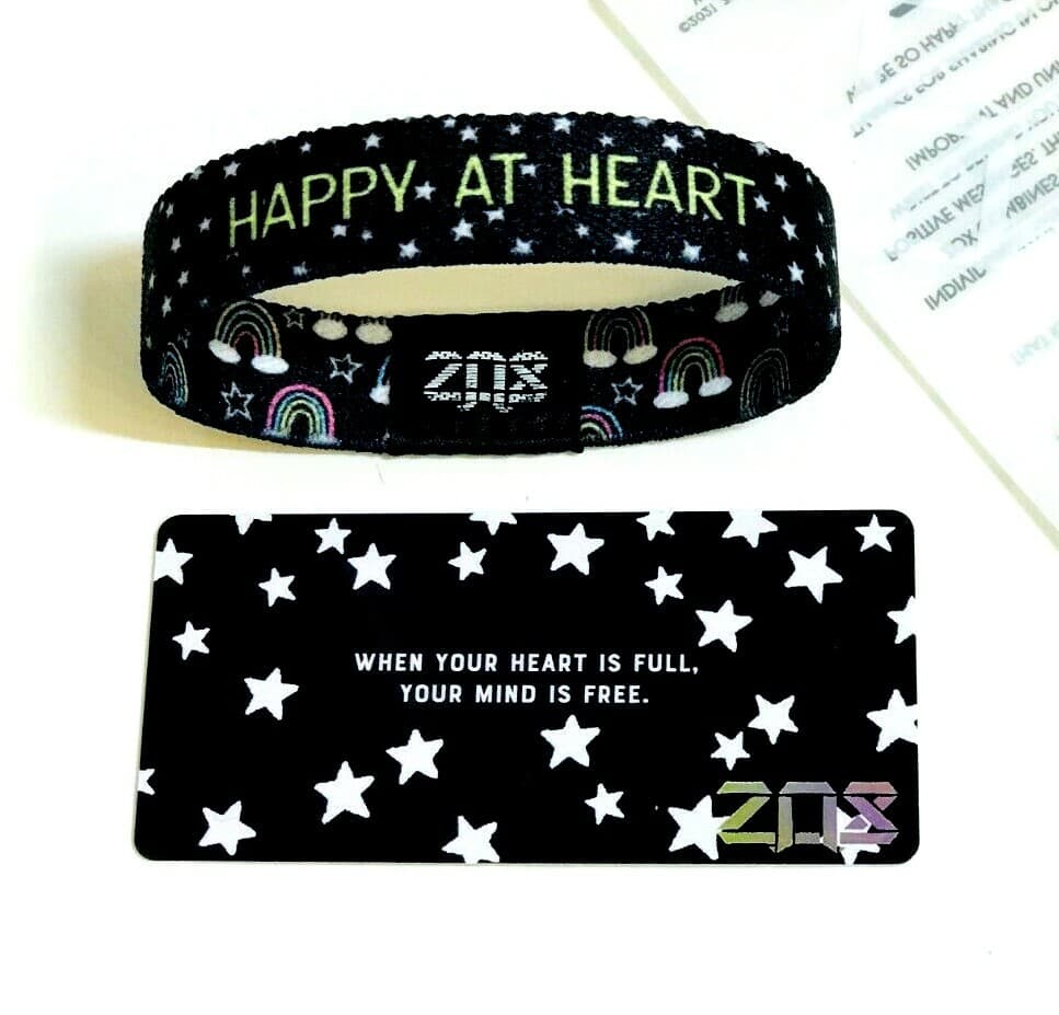 ZOX **HAPPY AT HEART** Silver Single Large Wristband w/Card 3