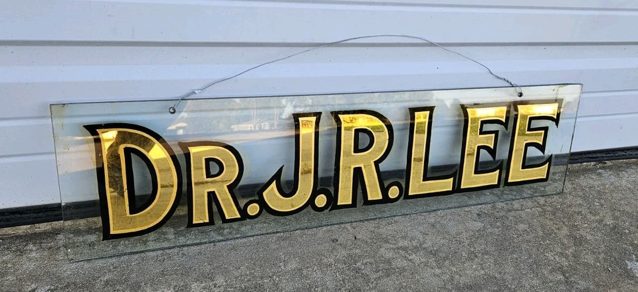 1920-1940s Antique Reverse Painted Glass Doctor Sign Vintage 2