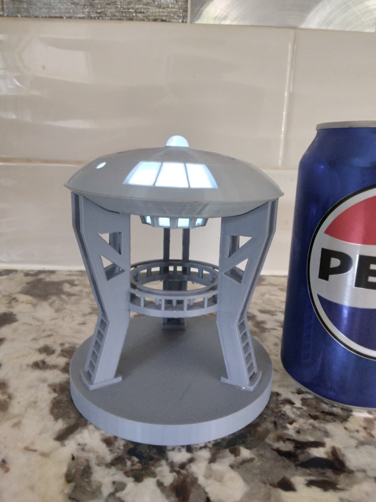 Jupiter 2 Lost In Space Saucer With Lights On Launch Gantry 3d Print.  4