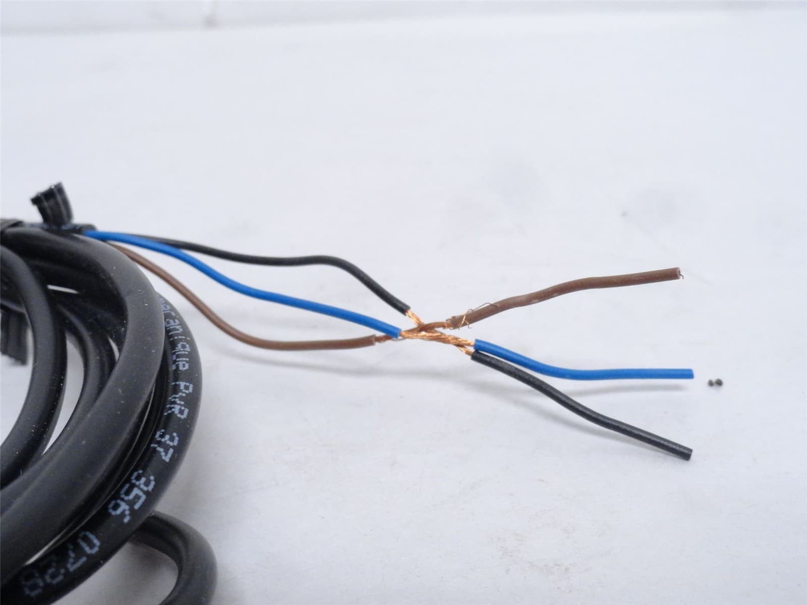 246986 New-No Box; Telemecanique XS4P18AB120 Prox Sensor; 12-24VDC; 20mA 6