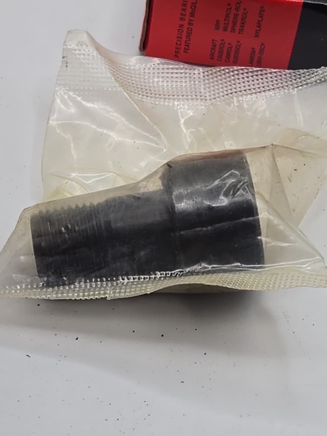 1pc - CFH1SB Cam Follower Bearing Heavy Stud Sealed McGill CFH-1-SB (4D3) 4