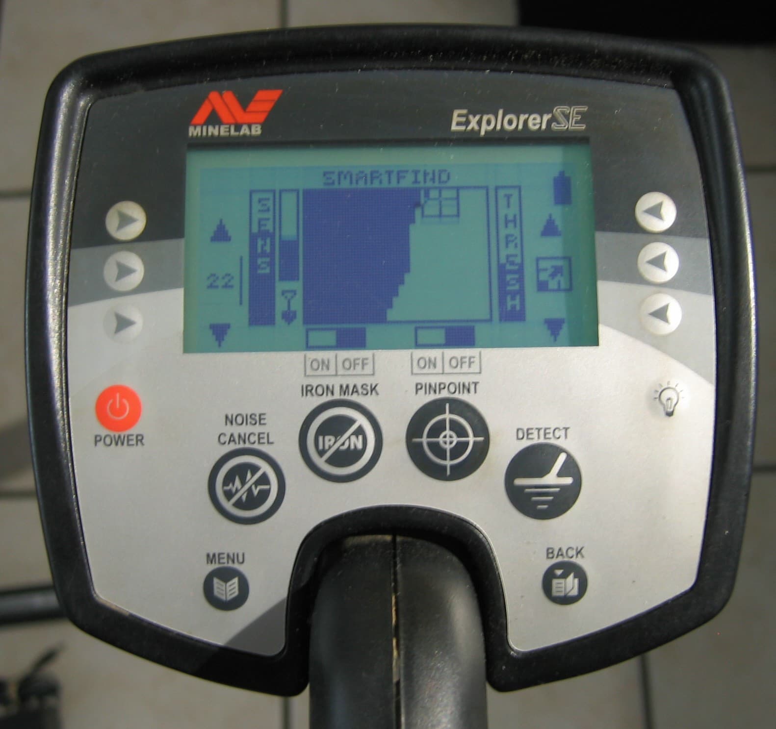 Minelab Explorer SE Professional Metal Detector, SE Pro