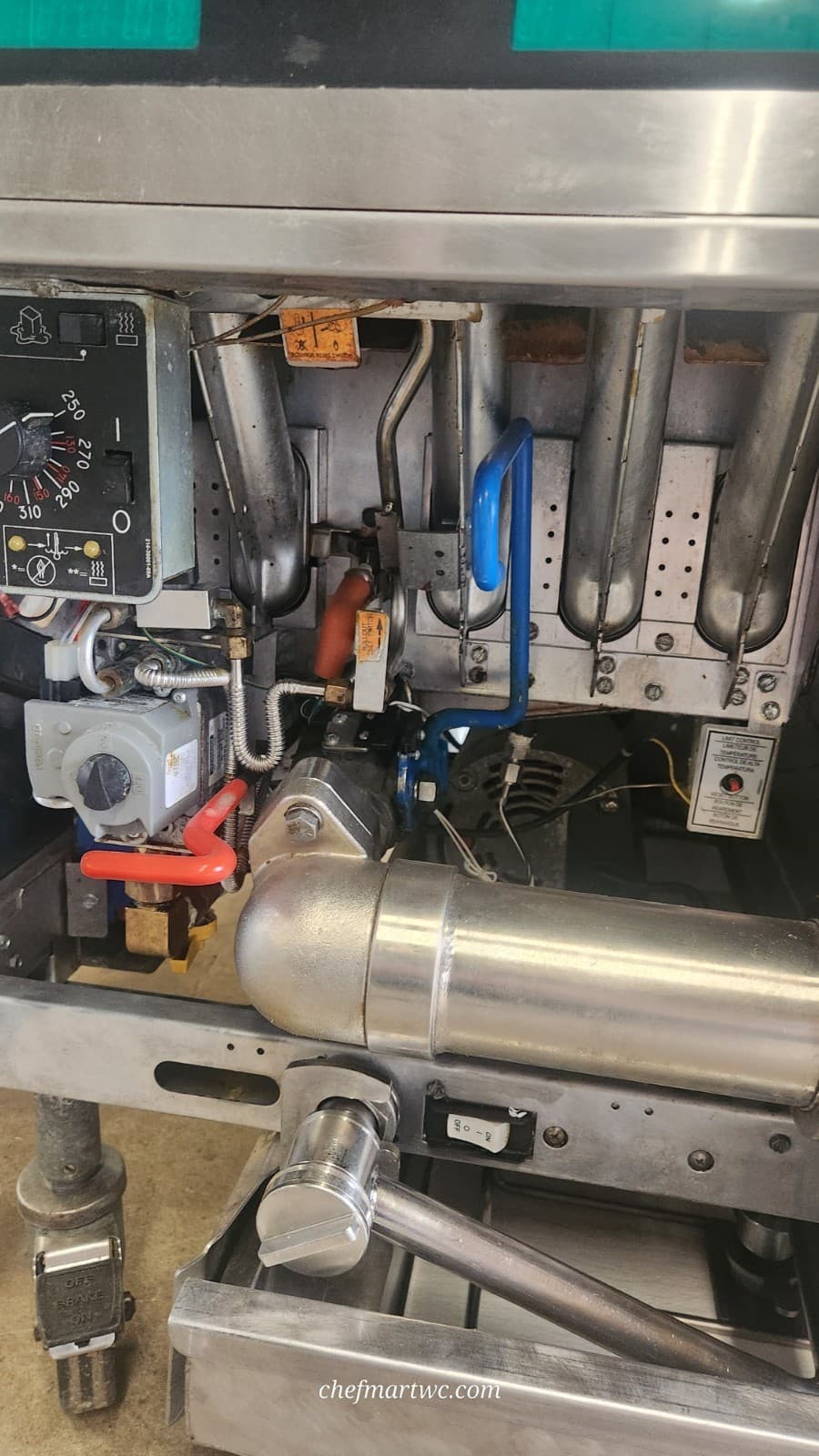 2022 PITCO SSH75-2FD--TWO BAY NATURAL GAS FRYER WITH FILTRATION 5