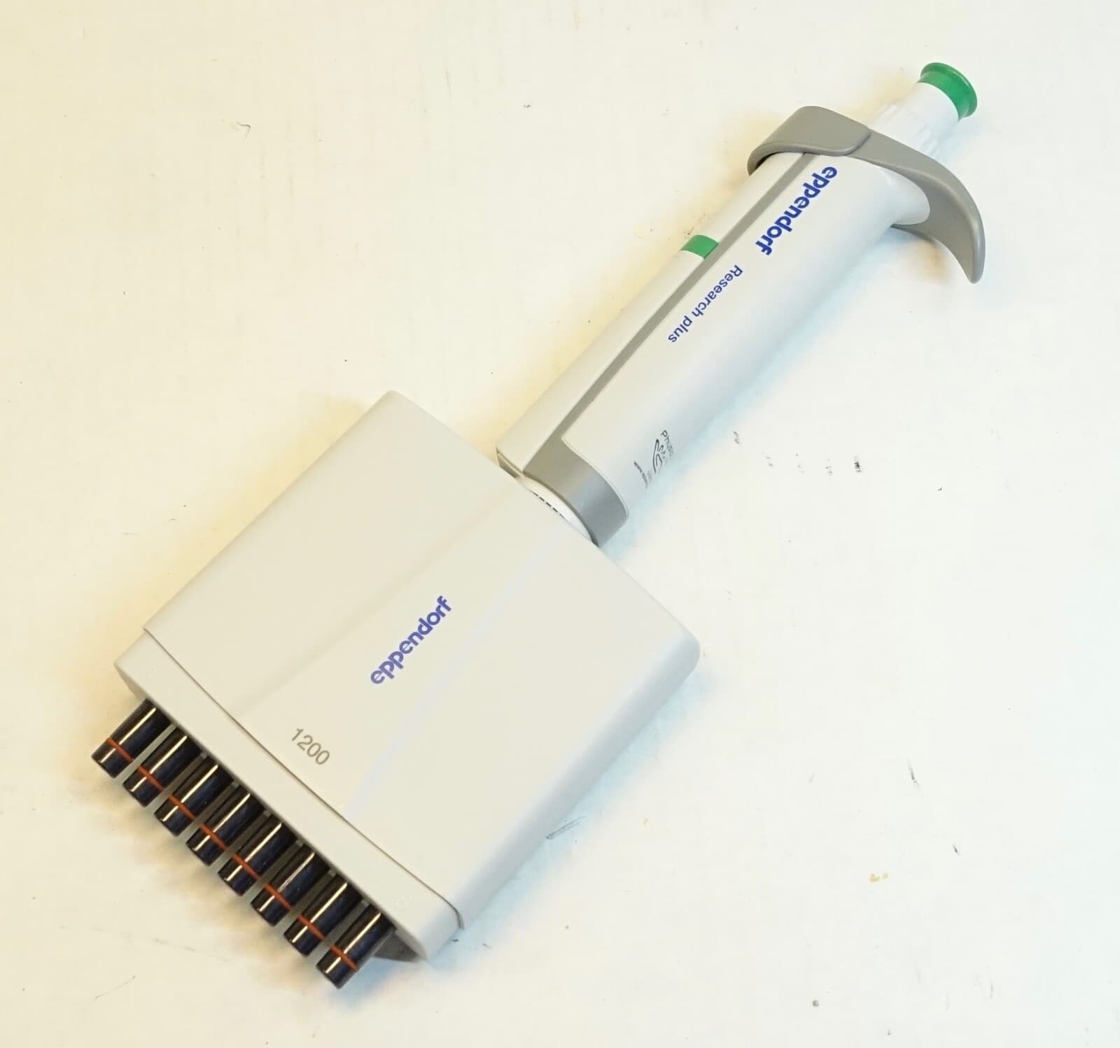 Eppendorf Research Plus 8, Multi-Channel 1200 Pipet, Pipette; 120-1200uL 5