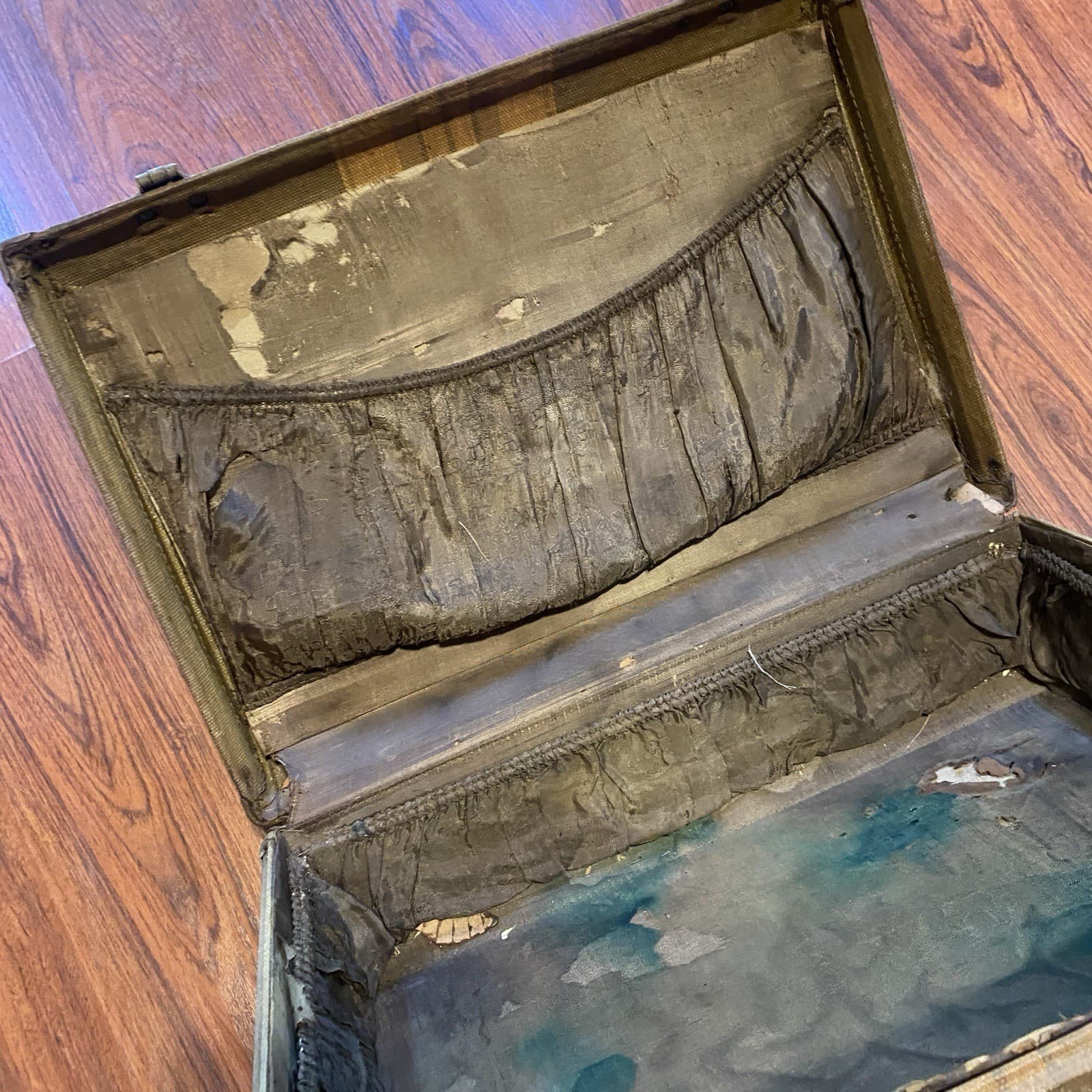 Vintage suitcase with Navajo Rug Application 18 x 12 x 6 inches, Antique 6