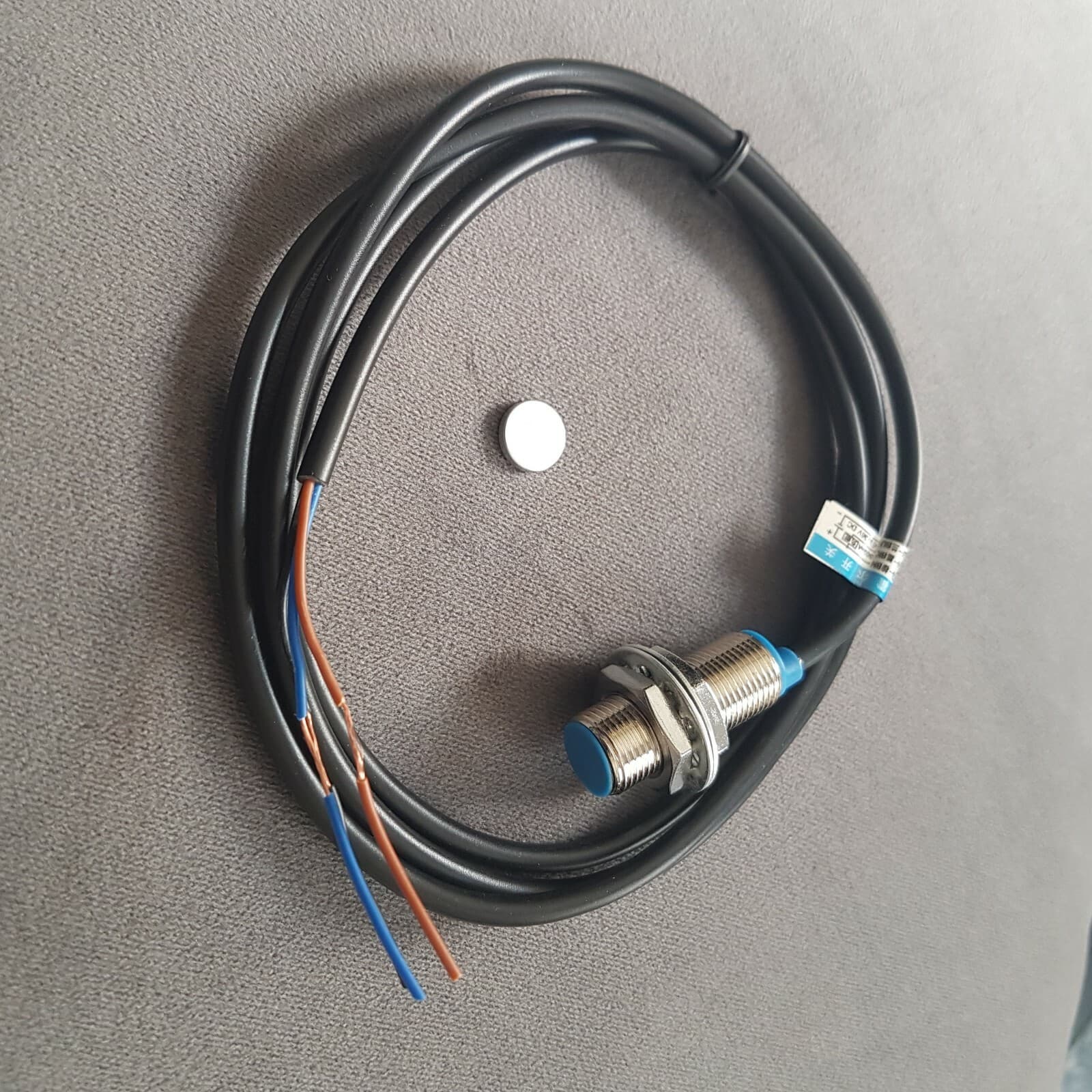 Hall Effect Sensor Proximity Switch NPN 3-wires Normally Open With Magnet MP 2
