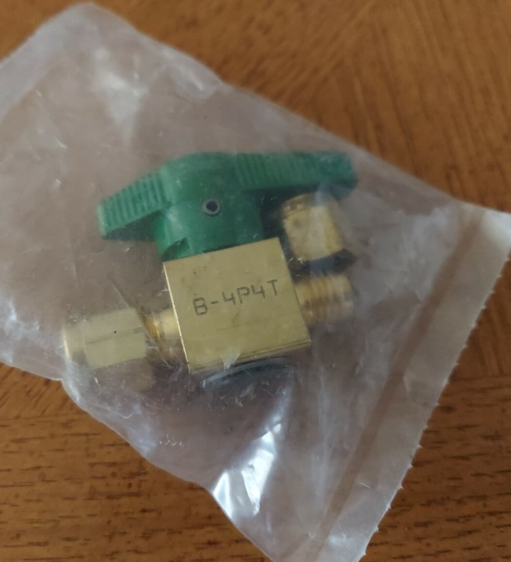 Nupro B-4P4T 1/4" Plug Valve Brass Quarter Turn  2