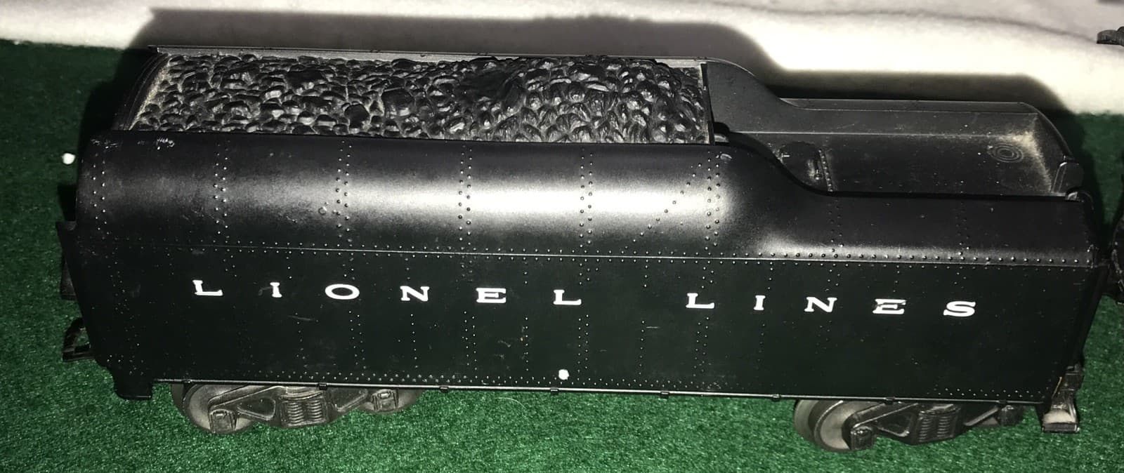 LIONEL POSTWAR  736 LOCOMOTIVE w/ 2046W WHISTLING TENDER EXCELLENT! 4