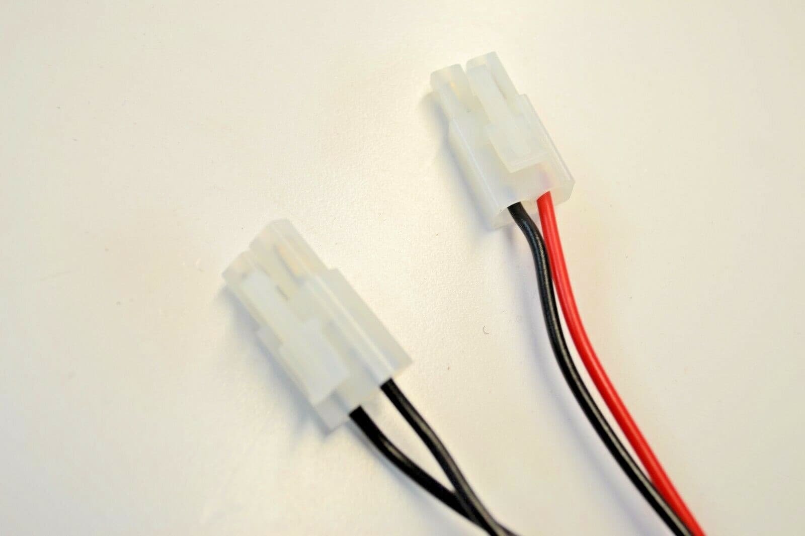 Microcat / HD Bait Boat Battery Charging Lead 3