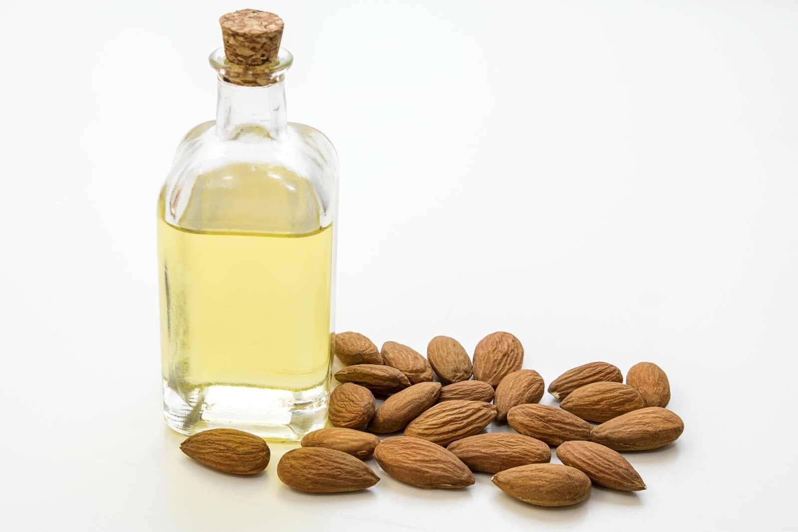 100% Pure Organic Cold Pressed Unrefined Sweet Almond Oil - 8oz - Italy Imported 2