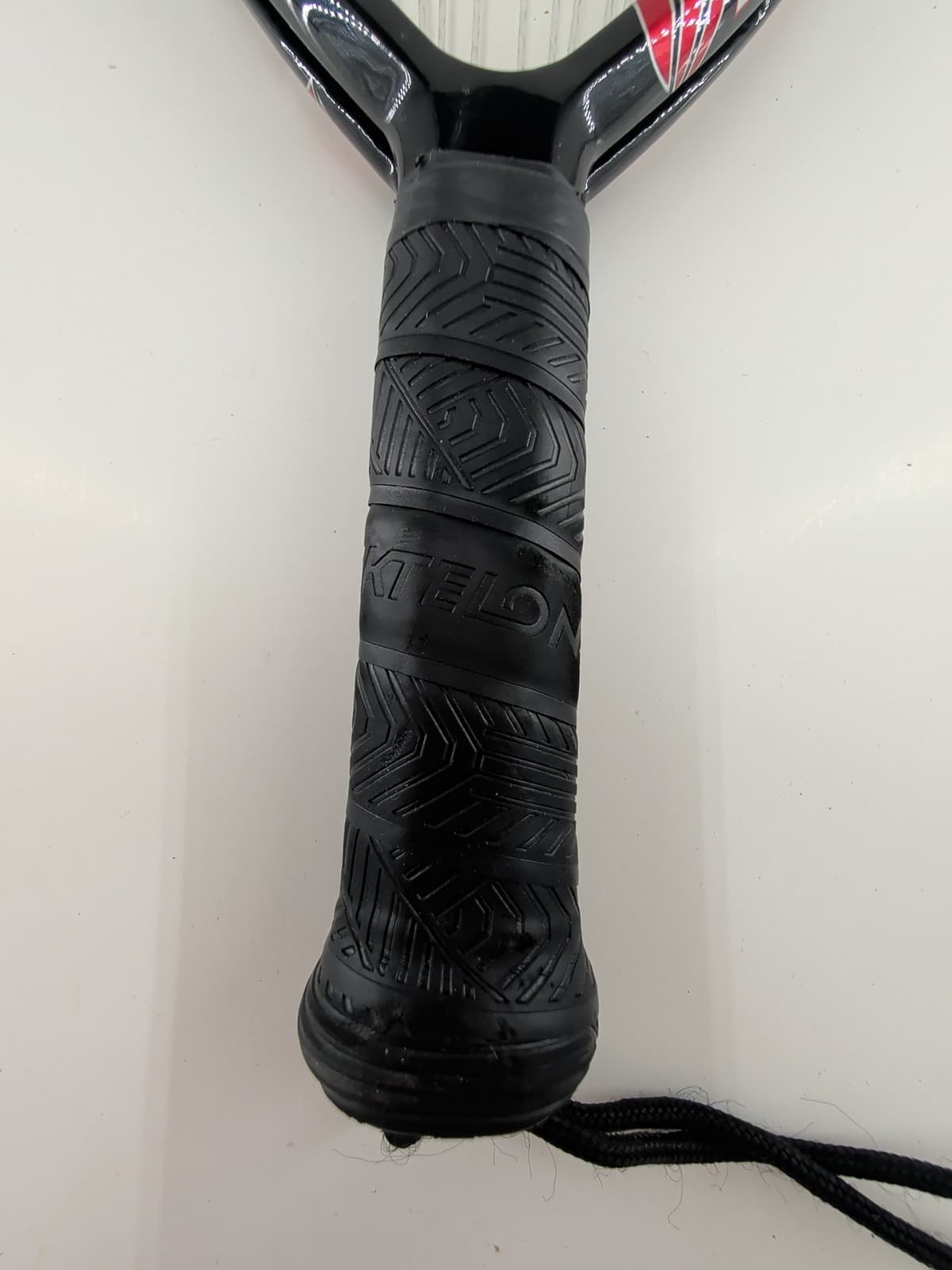 Ektelon O3 Red 2700 Racquetball Racquet Titanium Tungsten Carbon W/Case 4