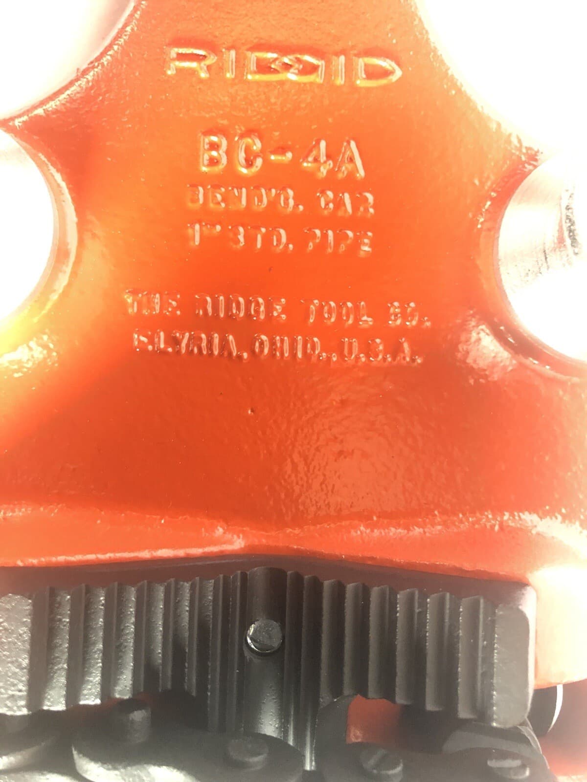 Ridgid BC-4A Bench Chain Pipe Vise 4