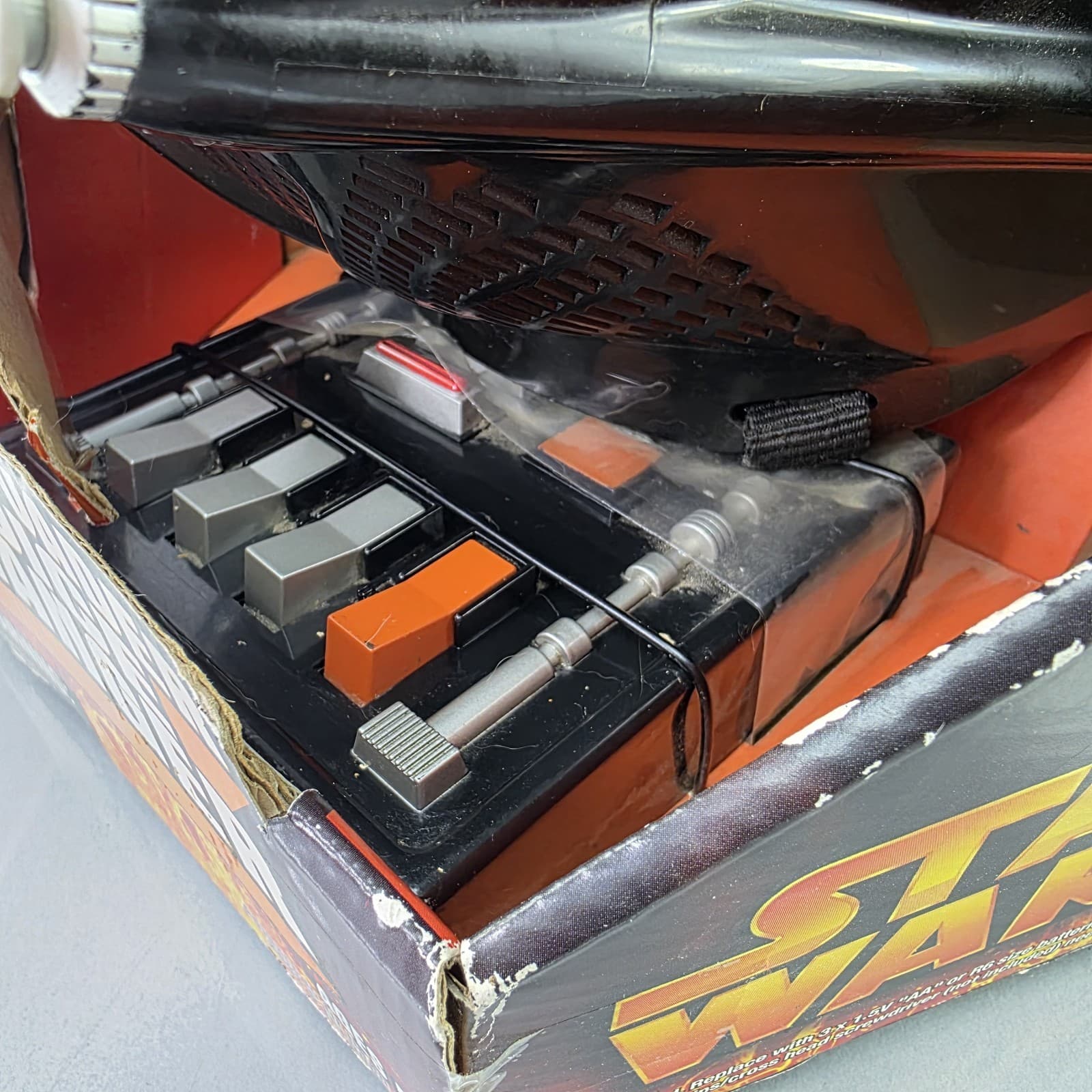 Star Wars Darth Vader Voice Changer Helmet Mask Electronic Hasbro 2005 6