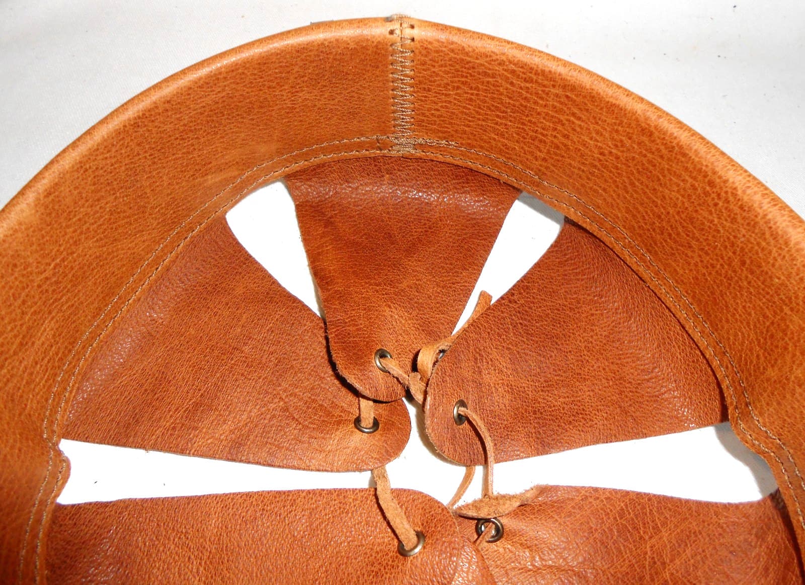 Liner helmet Adrian 1926 genuine aged leather, chinstrap, WW2. size 56 cm 4