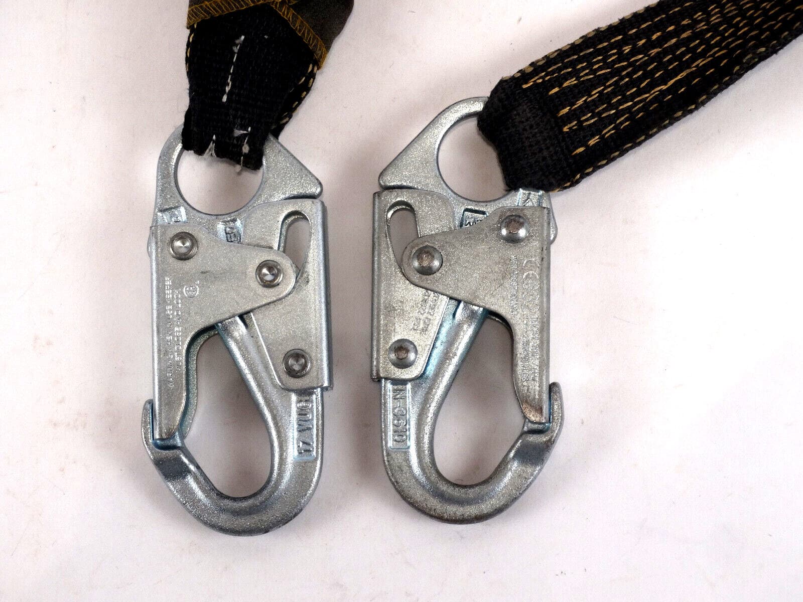 Honeywell Miller SofStop Series Shock Absorbing Web Lanyard 6ft/9000lbs 6