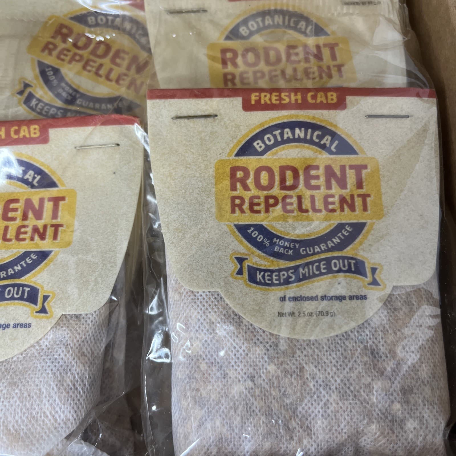 Fresh Cab Botanical Rodent Repellent Box of 12 ( 2.5 oz.) Pouches 2