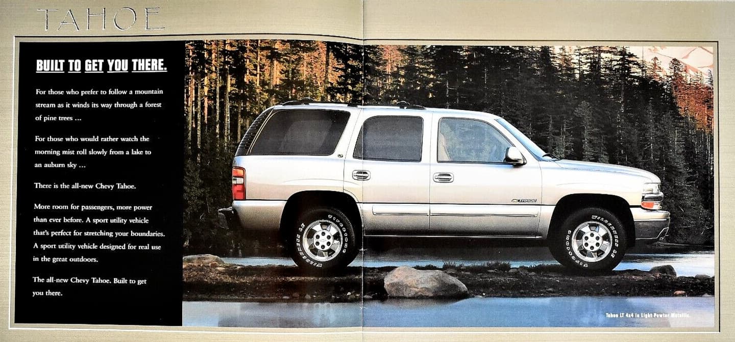 ORIGINAL 2000 CHEVROLET FULL LINE TRUCK SALES BROCHURE ~ 32 PAGES ~ 8.5" X 10" 6